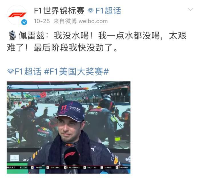 他掀开裙子把舌头伸进去gif