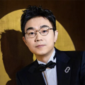 欧美成人自拍视频